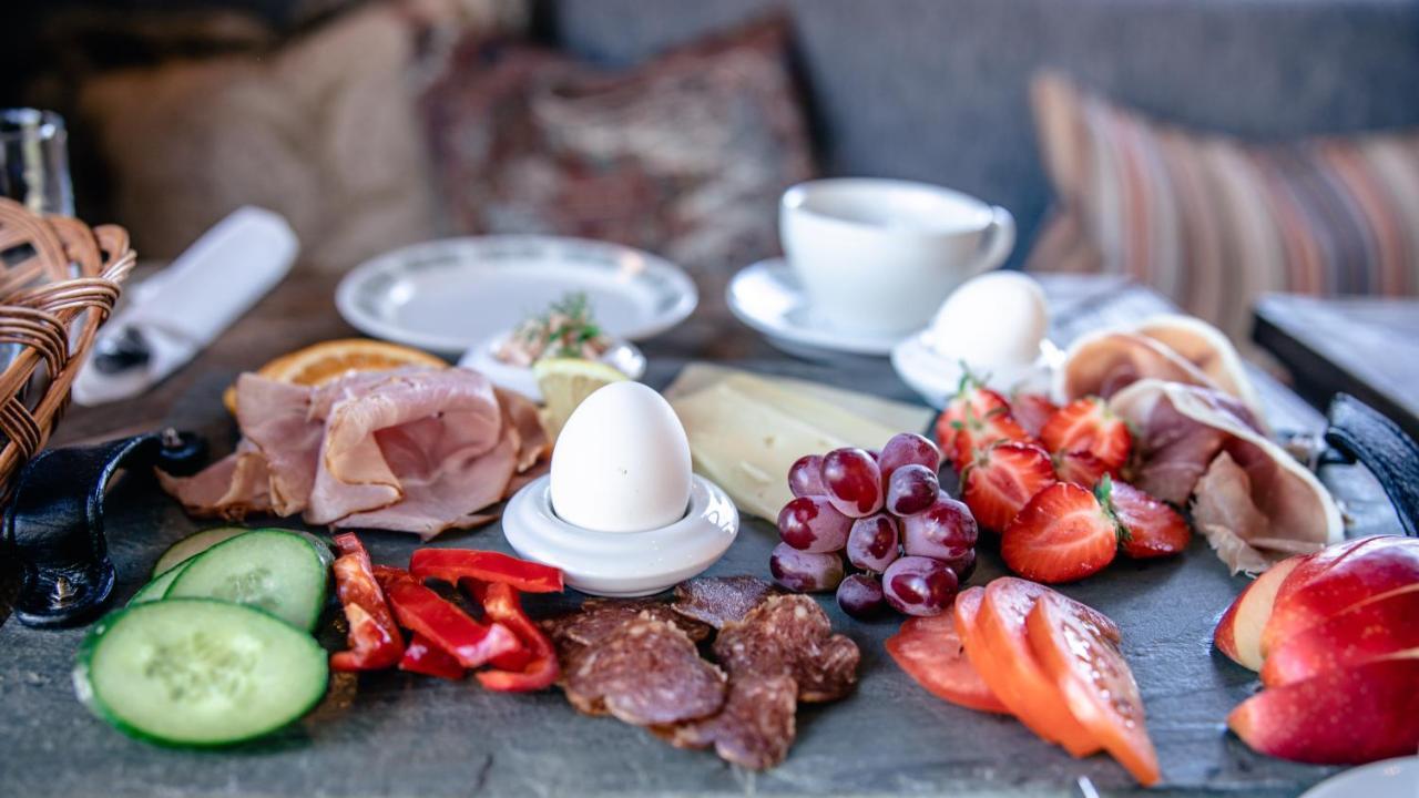 Danebu Kongsgaard - Boutique Hotel Aurdal Luaran gambar